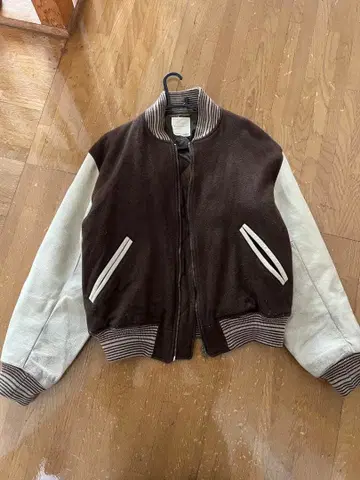 SCOOPMAN 3000 바시티 자켓 브라운/화이트