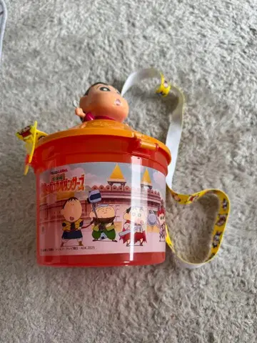 짱구는 못말려(크레용 신짱) 피규어 포함 버킷