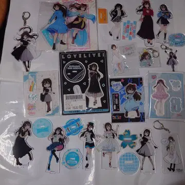 사쿠라자카 시즈쿠 아크릴 스탠드 묶음 판매