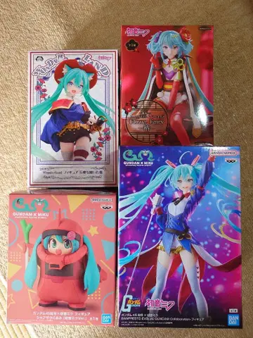 하츠네 미쿠 피규어 4개 세트