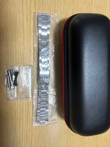 아웃라인 리벳 블레스