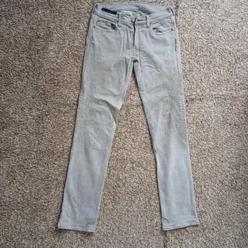 HTC 그레이 데님 팬츠