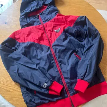 TOMMY L 사이즈 네이비/레드 후드 부착 점퍼