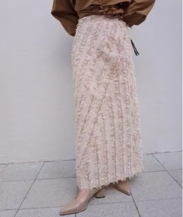 [ Ameri ] MIX PINK SHAGGY SKIRT