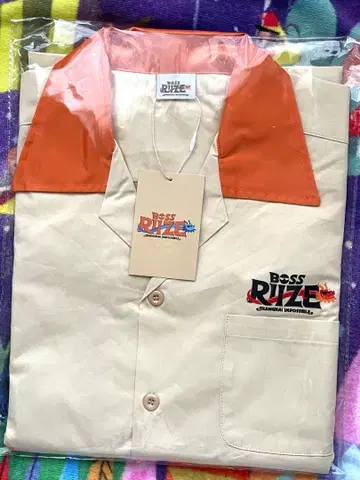 BOSS RIIZE 상하이 셔츠 트레이딩 카드 없음