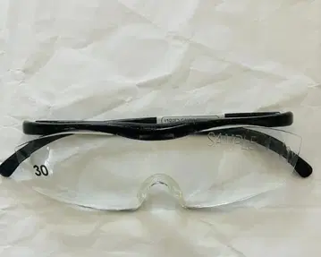 하즈키 루페 블랙 프레임 라지 클리어 렌즈 1.6배 샘플