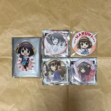 스즈미야 하루히 아크릴 스탠드 캔뱃지