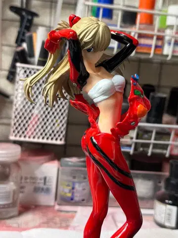 아스카 플러그 수트 리페인트 피규어