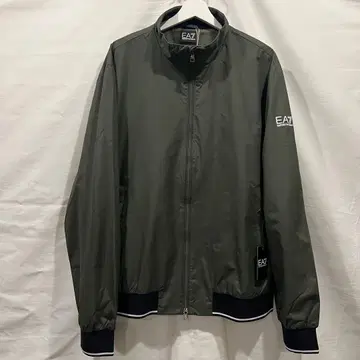 미사용 엠포리오 아르마니 EA7 스프링 자켓 1점만