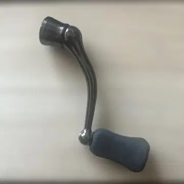 다이와 정품 핸들 LT2500. 50mm