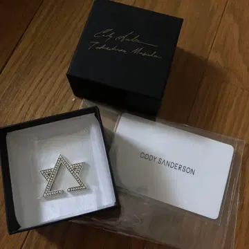 마스다 타카히사 CODY SANDERSON 이어커프