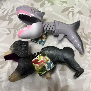 가브가브 애니멀 & 다이너소어 고릴라, 상어