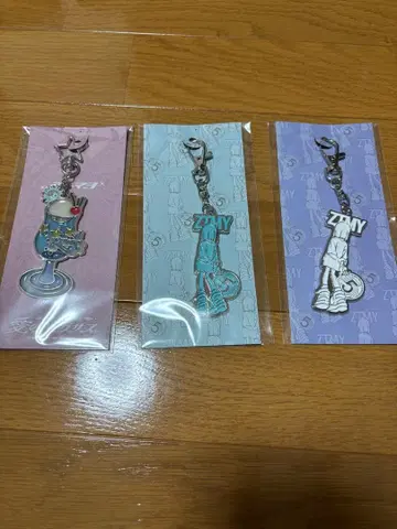 계속 한밤중이면 좋을 텐데 키링 3개 세트