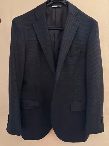 4만 엔 정도에 구매한 marie claire homme 테일러드 자켓