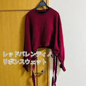 가격 인하! 레드 발렌티노 리본 포함 맨투맨