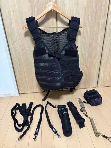 서브록 멀티캠 블랙 V-ONE 베스트