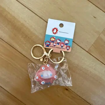 미야쿠미야쿠 산리오 콜라보 시나모롤 키체인