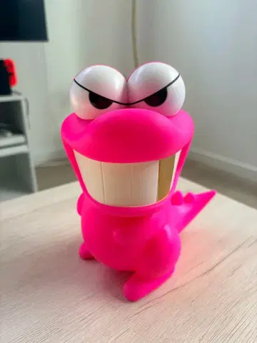 짱구는 못말려 핑크 공룡형 피규어