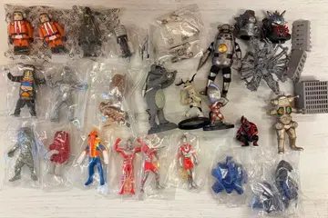 울트라맨 피규어 묶음 판매 세트