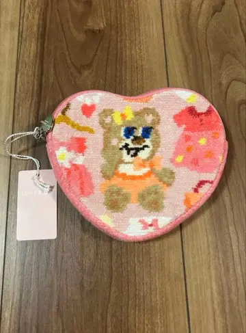 [ 새상품 ] LOVERARY BY FEILER 니나즈 옷장 하트 파우치