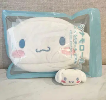 새상품 시나모롤 봉제 인형 파우치 마스코트 핀