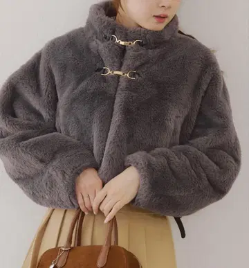 OLIVE des OLIVE 미사용 새상품 에코 퍼 비트 부착 자켓 차콜