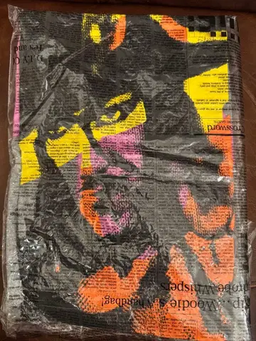 존 갈리아노 05AW 본인 자화상 파이리츠T셔츠 미사용 새상품