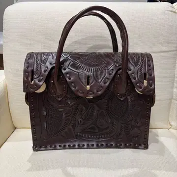 Carving Tribes 카빙 트라이브스 에스트라 브라운