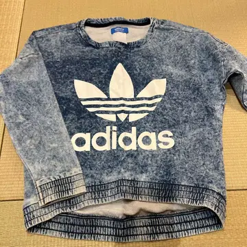 아디다스 데님풍 로고 맨투맨