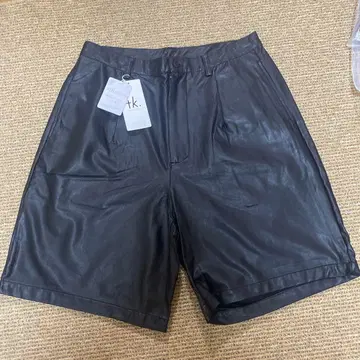 [택 포함 미사용 새상품] TAKEO KIKUCHI 가죽 숏팬츠