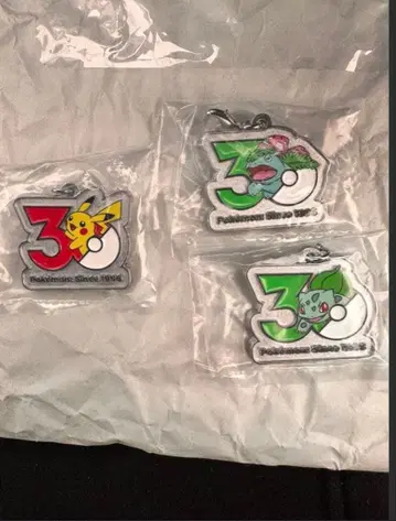 포켓몬 30주년 기념 아크릴 키링 3개 세트