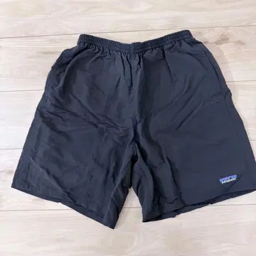 Patagonia 블랙 배기즈 롱 숏팬츠 S 사이즈