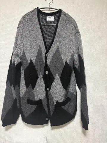 BACKERS L 가디건 그레이 계열 다이아몬드 패턴