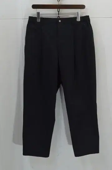 NEW BALANCE AMP45002 와이드 테이퍼드 팬츠