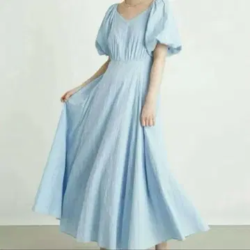 릴리브라운 백리본 볼륨 슬리브 원피스 블루