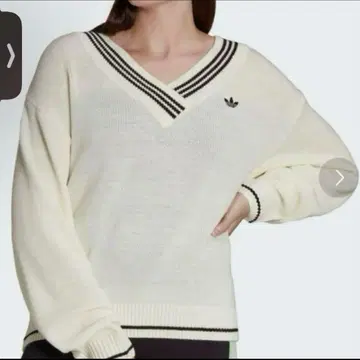 새상품급 풀 니트 그래픽 디테일 스웨터 아디다스 오리지널