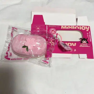 mellojoy 메로조이 반숙 치즈 벚꽃 그림자