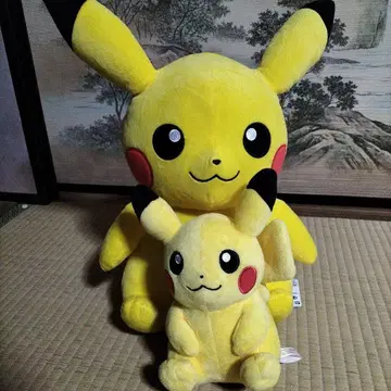 피카츄 봉제 인형 대소 세트