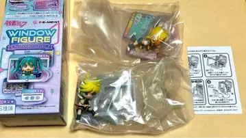 하츠네 미쿠 윈도우 피규어 컬렉션 카가미네 렌 카가미네 린 2개 세트