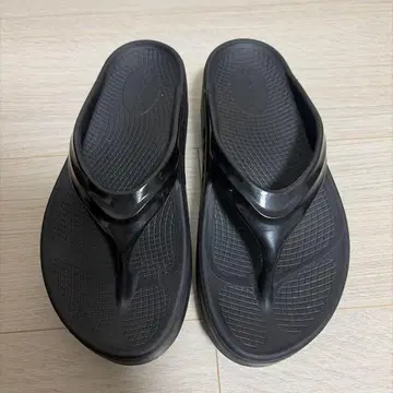 OOFOS 블랙 리커버리 샌들 우오메가 OOmega 25cm