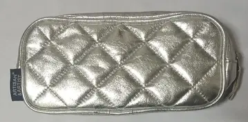 ARTISAN&ARTIST 아티스트 실버 메이크업 파우치