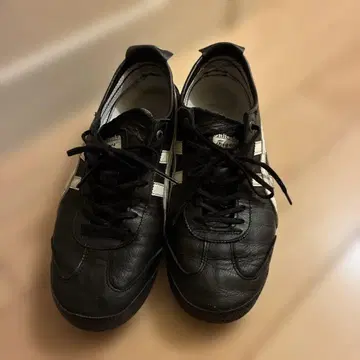 오니츠카타이거 MEXICO 66 SD 로우컷 스니커즈 23.5