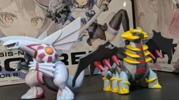 펄기아 & 기라티나 몬코레 상자 없음