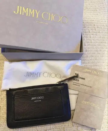 JIMMY CHOO 지미추 스터드 키체인 케이스