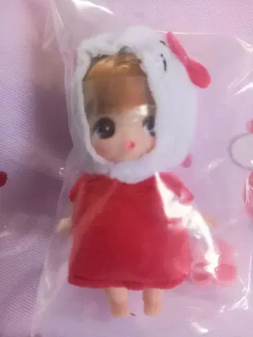 푸치 리카짱, 산리오 캐릭터즈, 헬로 키티