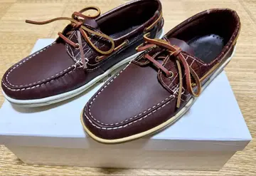 [ 미사용 ] 그린 라벨 릴랙싱 데크 슈즈 브라운 26