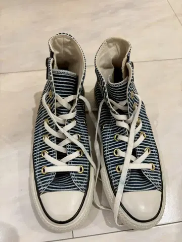 CONVERSE 스트라이프 하이컷 스니커즈