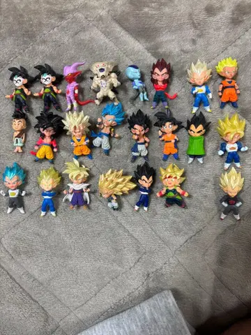 드래곤볼 피규어 세트 24체