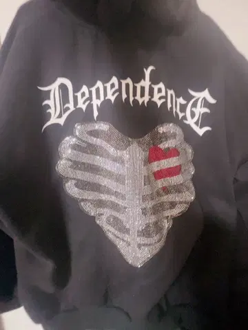 볼칸 BONE BIG ZIP 후드티 지뢰계