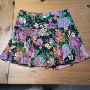 [컨디션 최상] 아바크롬비&피치 꽃무늬 미니 스커트 2/26 호일 프린트